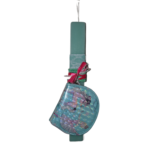 Χειροποίητη Αρωματική Λαμπάδα με Κοριτσίστικο πορτοφολάκι (2023039) Χειροποίητη Αρωματική Λαμπάδα με Κοριτσίστικο πορτοφολάκι (2023039)