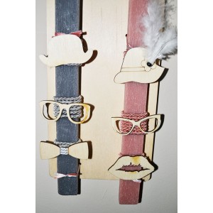 Χειροποίητη Αρωματική Λαμπάδα Για Ζευγάρι με Διακοσμητικά Σε Ξύλινη Βάση (2023158)