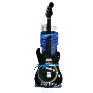 Χειροποίητη Αρωματική Λαμπάδα Με Διακοσμητική Κιθάρα Pink Floyd (2024102) Χειροποίητη Αρωματική Λαμπάδα Με Διακοσμητική Κιθάρα Pink Floyd (2024102)