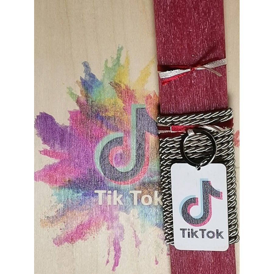 Χειροποίητη Αρωματική Λαμπάδα Tik Tok Με Ξύλινη Βάση που κρεμιέται ως διακοσμητικό Καδράκι (2024275)