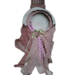 Χειροποίητη Αρωματική Λαμπάδα Με Διακοσμητικό Καπέλο Σάπιο Μήλο (20226045) Χειροποίητη Αρωματική Λαμπάδα Με Διακοσμητικό Καπέλο Σάπιο Μήλο (20226045)