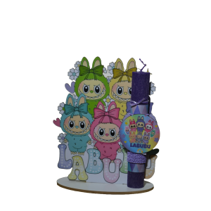 Χειροποίητη Αρωματική Λαμπάδα Με την onikuma οικογένεια σε ξύλινη Διακοσμητική Βάση (2026152)