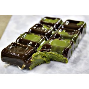 Χειροποίητη Πασχαλινή Λαμπάδα Dubai Chocolate 16cm (003763) Χειροποίητη Πασχαλινή Λαμπάδα Dubai Chocolate 16cm (003763)