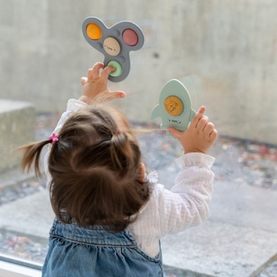 Saro Περιστρεφόμενο Αισθητηριακό Παιχνίδι "Galaxy Spinner" Σετ 2τμχ (3320) Saro Περιστρεφόμενο Αισθητηριακό Παιχνίδι "Galaxy Spinner" Σετ 2τμχ (3320)