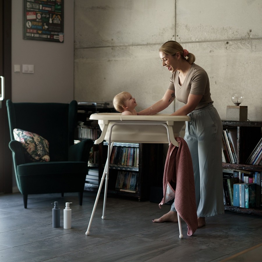 X-treme Baby Πτυσσόμενο μπανάκι μωρού με θερμόμετρο Latte (XT8926) X-treme Baby Πτυσσόμενο μπανάκι μωρού με θερμόμετρο Latte (XT8926)