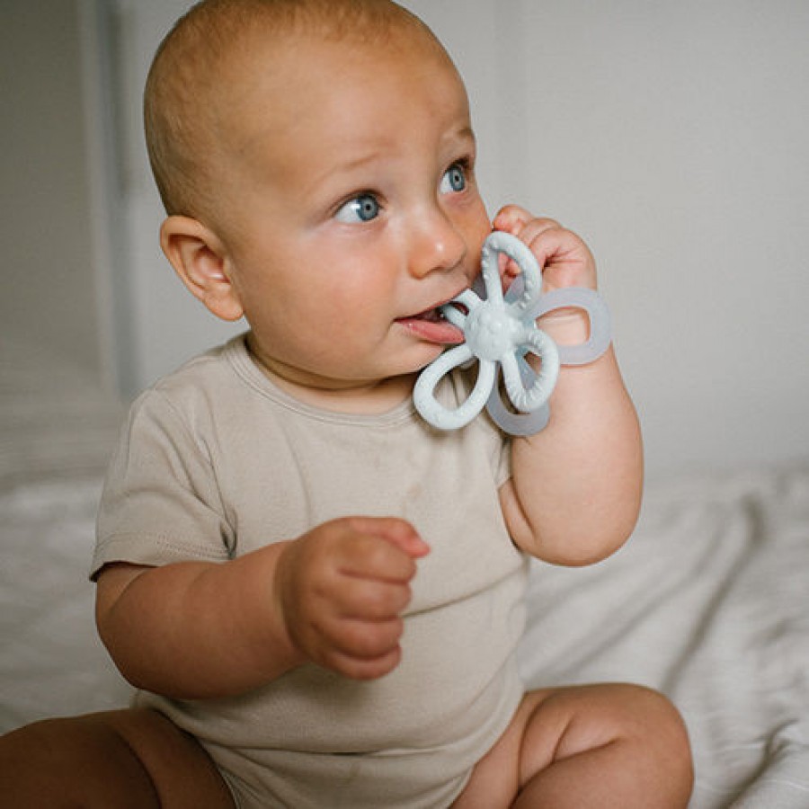 BabyOno: Μασητικό από μαλακή σιλικόνη - Flower Blue (BN1596/02)