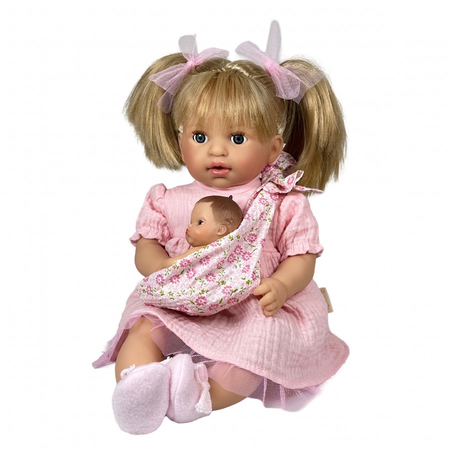 Nines D'Onil: Alex με ροζ φόρεμα και μωρό σε μάρσιπο - 40 εκ. (NDO-4030) Nines D'Onil: Alex με ροζ φόρεμα και μωρό σε μάρσιπο - 40 εκ. (NDO-4030)