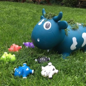 KidZZfarm: Bella the cow Petrol (KMC150510) KidZZfarm: Bella the cow Petrol (KMC150510)